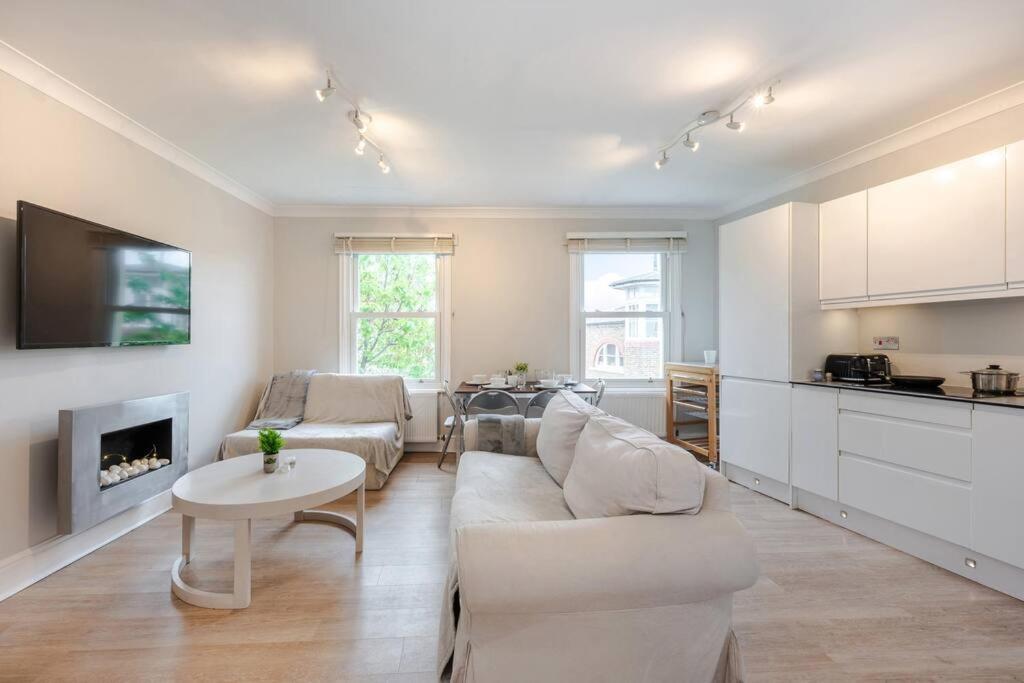 Apartament Cosy 2 Bed In Kensington Olympia Londyn Zewnętrze zdjęcie